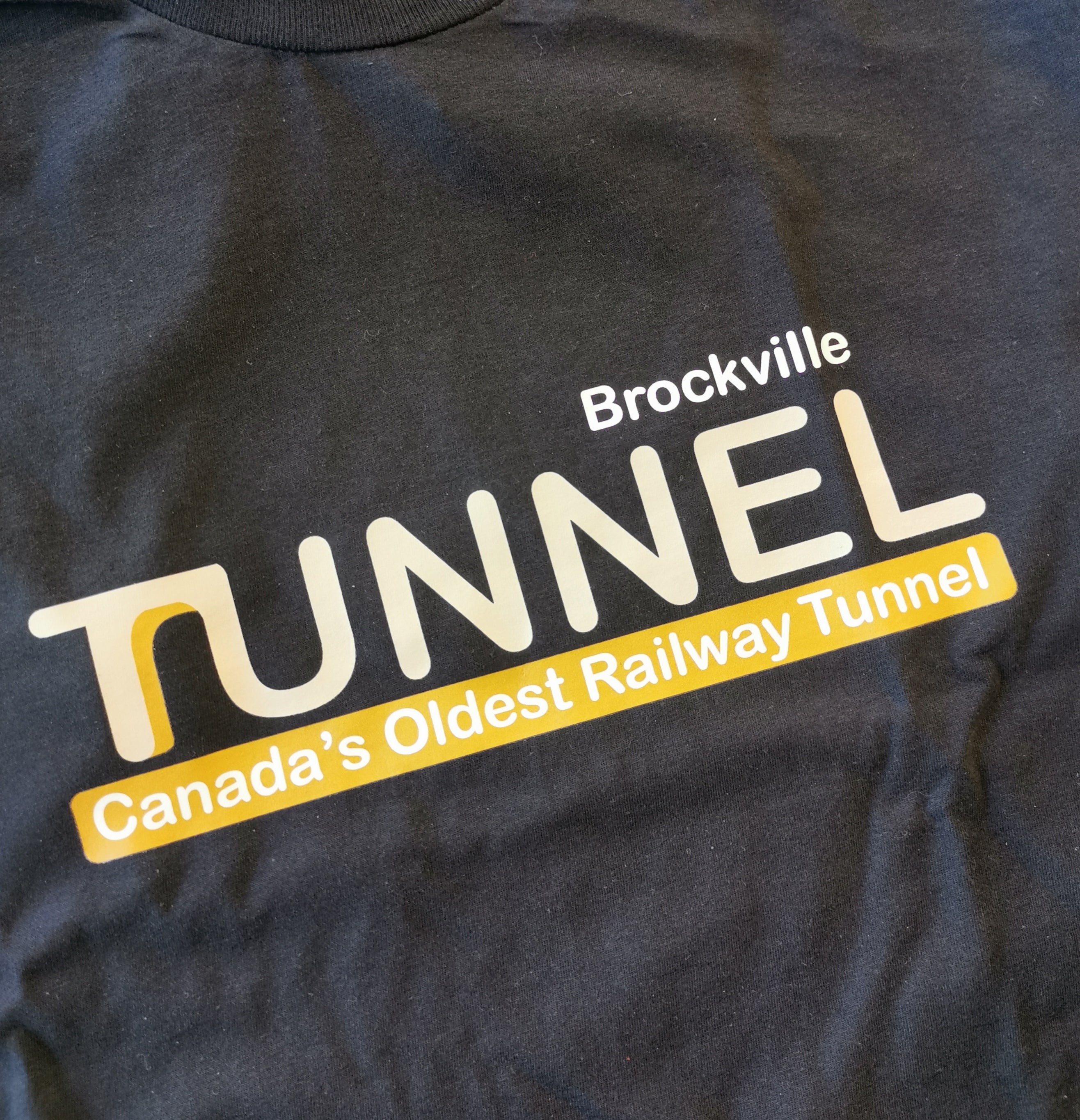 GRAPHIC TEE Tunnel